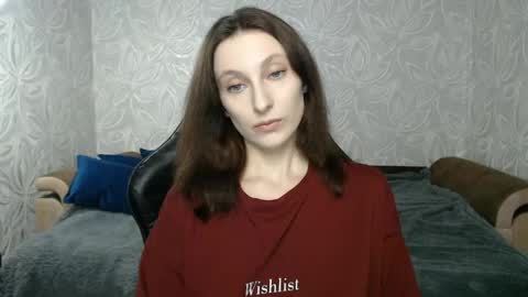 Snapshot of effy_gray chatting on 24, 4, 2026 Anna online show from 24, 4, 2026