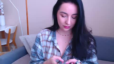 Snapshot of effy_m chatting on 17, 12, 2024 Effy online show from 17, 12, 2024