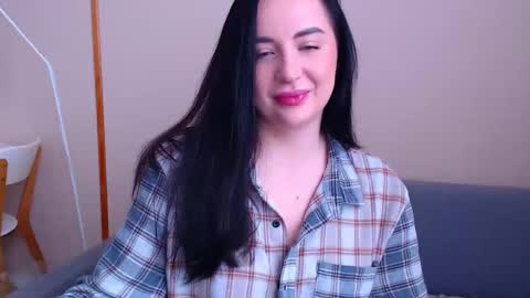 Snapshot of effy_m chatting on 6, 1, 2025 Effy online show from 6, 1, 2025