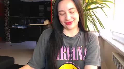 Snapshot of effy_m chatting on 9, 10, 2025 Effy online show from 9, 10, 2025