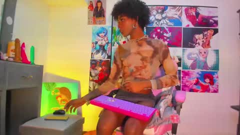 effy_marinn online show from 12, 2, 2025