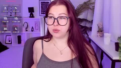 Effy online show from 4, 12, 2025