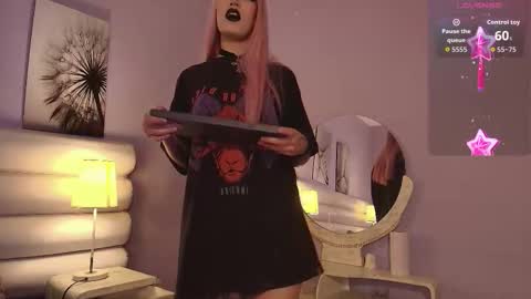    online show from 13, 9, 2025