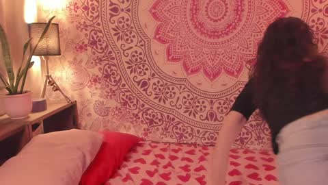 Snapshot of effysroom chatting on 7, 1, 2025 effy online show from 7, 1, 2025