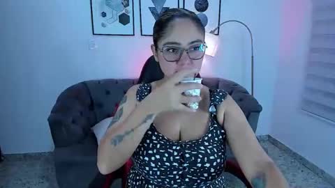 efy_lopez online show from 13, 1, 2026