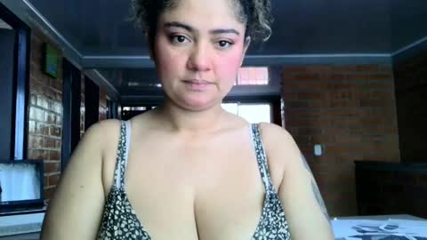 efy_lopez online show from 13, 5, 2026
