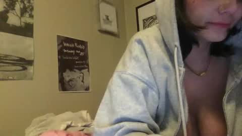 eggnog_and_booty online show from 29, 4, 2026