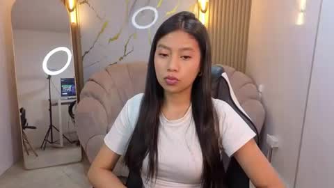 Snapshot of eimy18_b chatting on 1, 7, 2026 eimy18_b online show from 1, 7, 2026