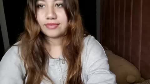 Snapshot of eimy_collin chatting on 4, 2, 2025 EIMY   MODEL INDEPENDENT online show from 4, 2, 2025