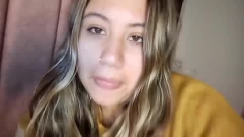 Snapshot of eimy_collin chatting on 10, 10, 2025 EIMY   MODEL INDEPENDENT online show from 10, 10, 2025