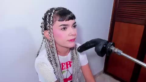 Snapshot of eimy_salome15 chatting on 6, 8, 2026 eimy_salome15 online show from 6, 8, 2026