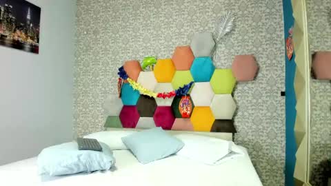 Snapshot of eimydash chatting on 21, 4, 2026 Eimy online show from 21, 4, 2026