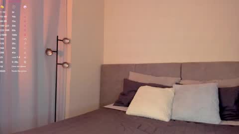 Einyel  online show from 4, 12, 2024