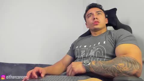 EITHAN CONOR online show from 24, 10, 2025