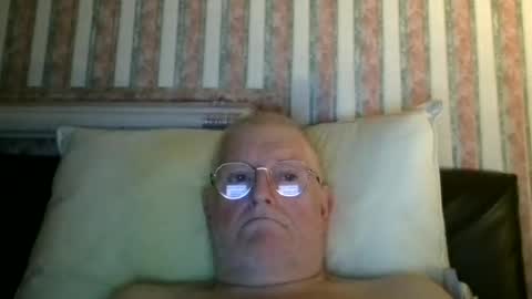 Snapshot of eketman1964 chatting on 11, 10, 2025 eketman1964 online show from 11, 10, 2025