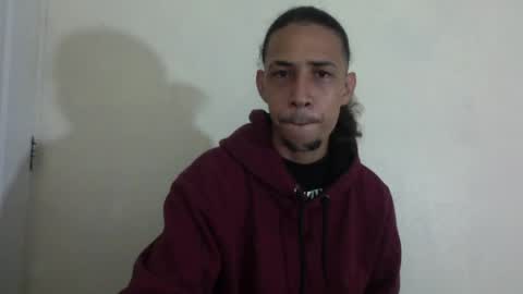 Snapshot of el_menor chatting on 5, 4, 2026 Instagram BelowAbajo online show from 5, 4, 2026