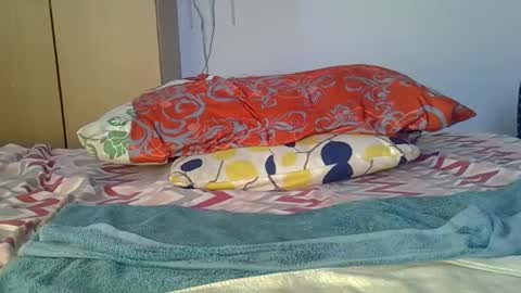 Snapshot of el_petite chatting on 9, 12, 2024 petite online show from 9, 12, 2024