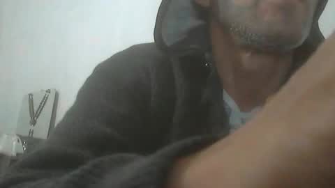 Snapshot of el_principe_veryhot chatting on 8, 4, 2026 el_principe_veryhot online show from 8, 4, 2026