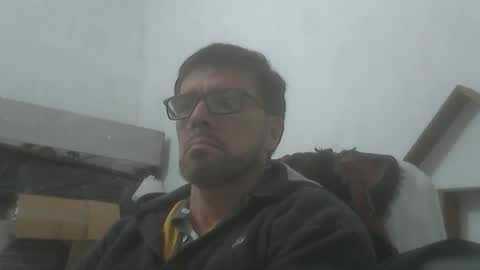 Snapshot of el_principe_veryhot chatting on 15, 4, 2026 el_principe_veryhot online show from 15, 4, 2026