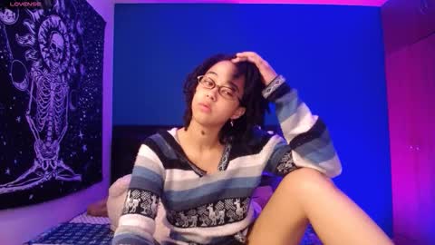Snapshot of ela_0 chatting on 18, 10, 2025 Ela  Help me reach 100 thumbs up online show from 18, 10, 2025