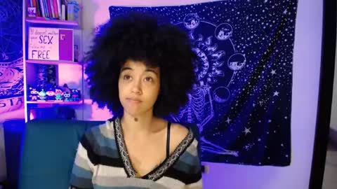 Snapshot of ela_0 chatting on 24, 7, 2026 Ela Help me reach 100 thumbs up online show from 24, 7, 2026