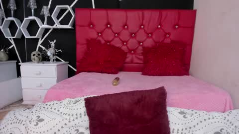 Snapshot of ela_hilton3 chatting on 5, 12, 2024 Ela online show from 5, 12, 2024