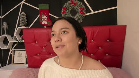 Snapshot of ela_hilton3 chatting on 2, 1, 2025 Ela online show from 2, 1, 2025