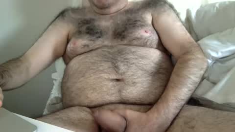 Snapshot of elago chatting on 19, 4, 2026 elabear online show from 19, 4, 2026