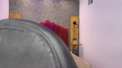 Elaia online show from 26, 11, 2025