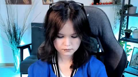 Your sweet girl online show from 5, 3, 2025