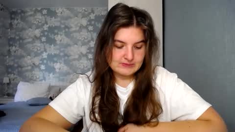 Snapshot of elanis_blair chatting on 27, 3, 2026 Elanis online show from 27, 3, 2026