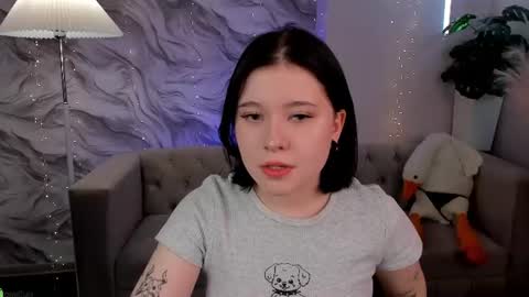 Snapshot of elara_irving chatting on 5, 8, 2026 Elly online show from 5, 8, 2026