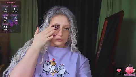 Snapshot of elarasable chatting on 15, 1, 2026 elarasable online show from 15, 1, 2026