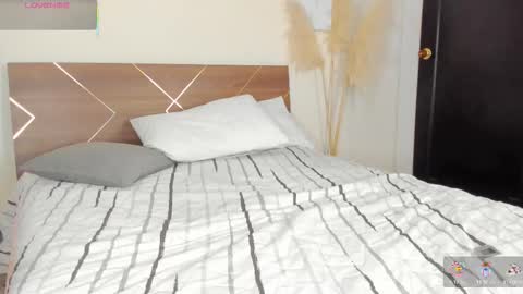 Snapshot of elawalker1 chatting on 12, 11, 2025 Ela online show from 12, 11, 2025