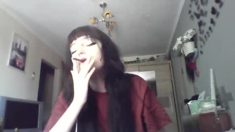 Snapshot of elaynetanton chatting on 16, 5, 2026 Lia online show from 16, 5, 2026