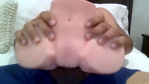 Snapshot of elchidoupp chatting on 1, 7, 2026 elchidoupp online show from 1, 7, 2026