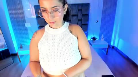 Snapshot of electra_fg chatting on 8, 7, 2026 electra_fg online show from 8, 7, 2026