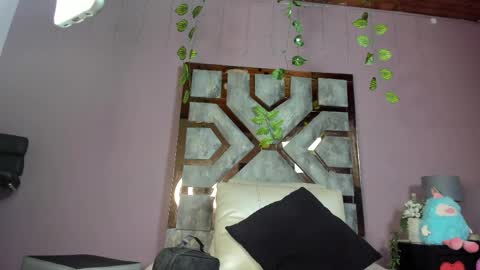 Snapshot of electra_gosselin chatting on 5, 4, 2026 electra_gosselin online show from 5, 4, 2026