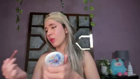 Snapshot of electra_gosselin chatting on 7, 4, 2026 electra_gosselin online show from 7, 4, 2026