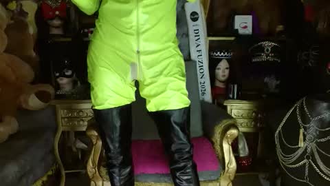 Snapshot of electracock chatting on 27, 4, 2026 electracock online show from 27, 4, 2026