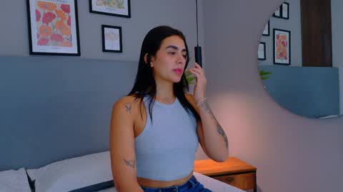 Snapshot of electrascot chatting on 7, 4, 2026 ELECTRA online show from 7, 4, 2026