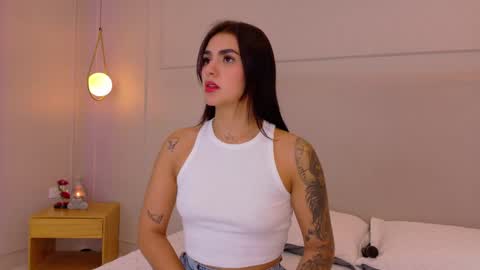 Snapshot of electrascot chatting on 16, 4, 2026 ELECTRA online show from 16, 4, 2026