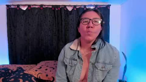 Snapshot of electricnightsxxx chatting on 17, 5, 2026 LEXA CLARKE online show from 17, 5, 2026