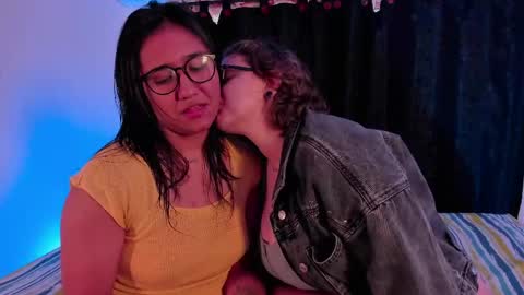 Snapshot of electricnightsxxx chatting on 27, 5, 2026 LEXA CLARKE online show from 27, 5, 2026
