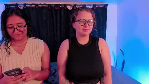 Snapshot of electricnightsxxx chatting on 3, 6, 2026 LEXA CLARKE online show from 3, 6, 2026