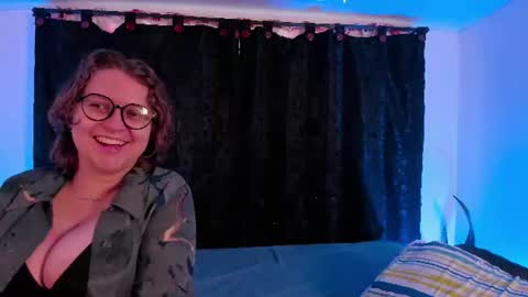 Snapshot of electricnightsxxx chatting on 6, 7, 2026 LEXA CLARKE online show from 6, 7, 2026