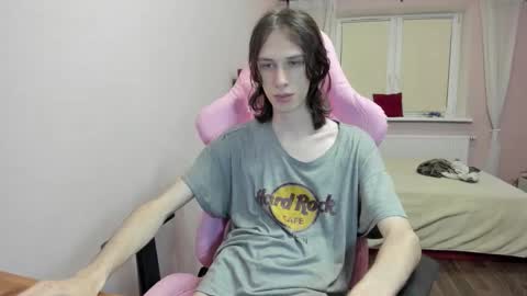 Snapshot of eleganc3 chatting on 29, 9, 2025 eleganc3 online show from 29, 9, 2025