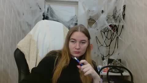 Elena online show from 31, 10, 2025