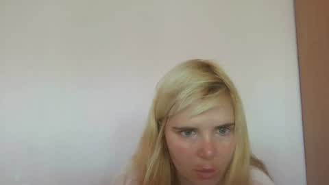 Snapshot of elenaflirt chatting on 27, 6, 2026 Elena online show from 27, 6, 2026