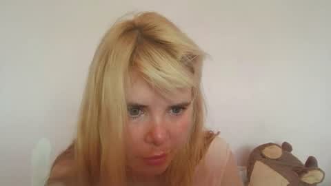 Snapshot of elenaflirt chatting on 30, 6, 2026 Elena online show from 30, 6, 2026